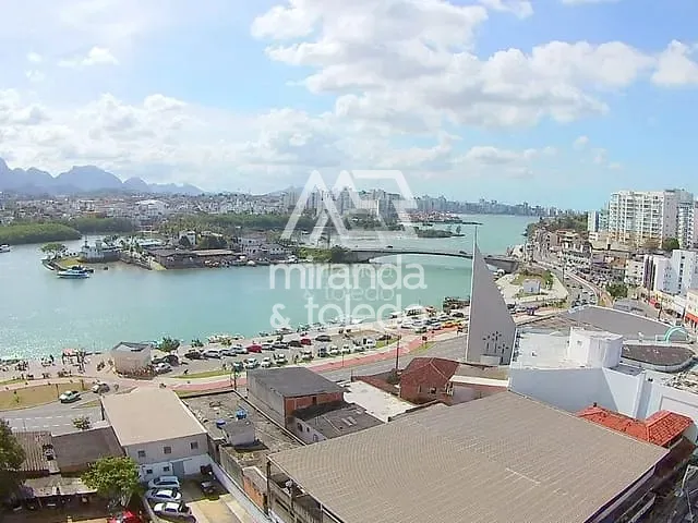Apartamento com 83m² 2 quartos e 2 banheiros, à venda, no bairro Centro em Guarapari