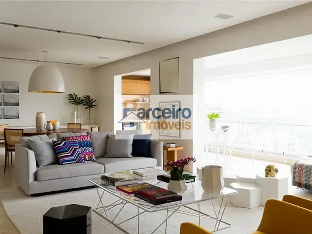 Apartamento com 171m² 4 quartos e 5 banheiros, à venda, no bairro Vila Andrade em São Paulo