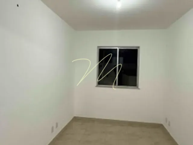 Apartamento 2 quartos e 2 banheiros, para alugar, no bairro Nossa Senhora da Vitória em Ilhéus