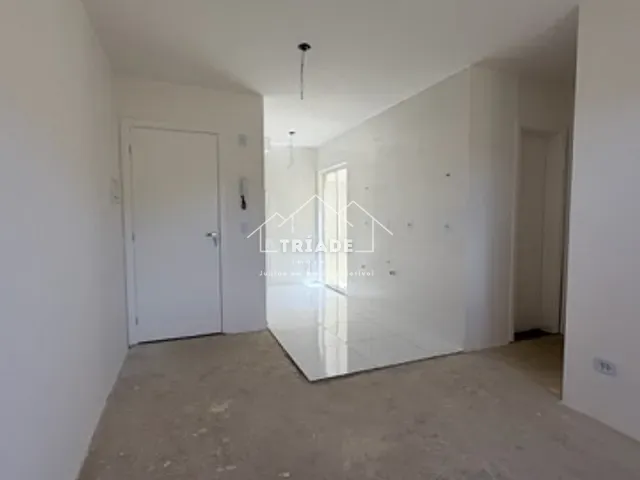 Apartamento 2 quartos e 1 banheiro, à venda, no bairro Costeira em Araucária