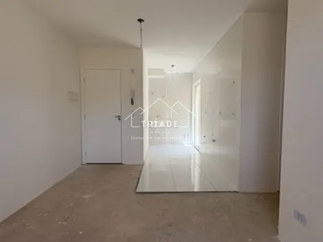 Apartamento 2 quartos e 1 banheiro, à venda, no bairro Costeira em Araucária