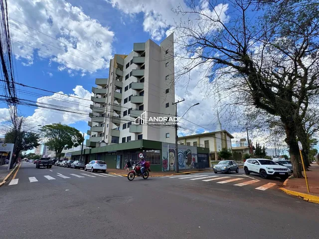Apartamento com 110m² 3 quartos e 2 banheiros, à venda, no bairro Centro em Apucarana