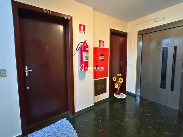 Apartamento com 110m² 3 quartos e 2 banheiros, à venda, no bairro Centro em Apucarana