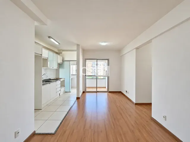 Apartamento com 94m² 3 quartos e 2 banheiros, para alugar, no bairro Gleba Fazenda Palhano em Londrina