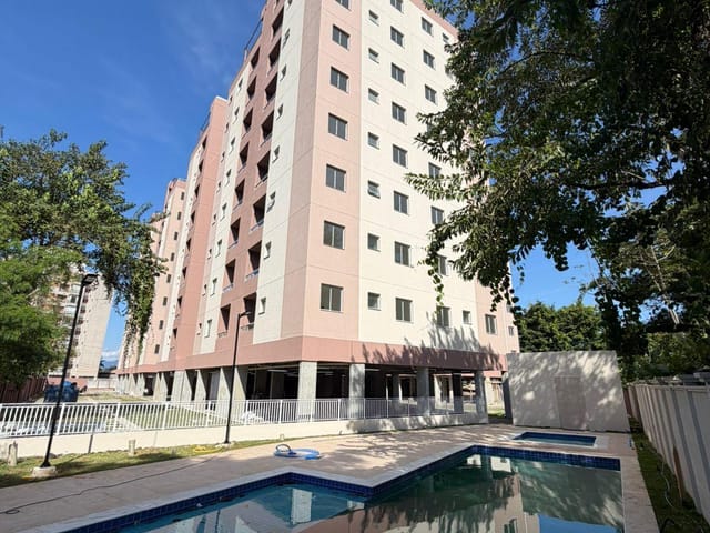 Apartamento 2 quartos e 1 banheiro, à venda, no bairro Martim de Sá em Caraguatatuba