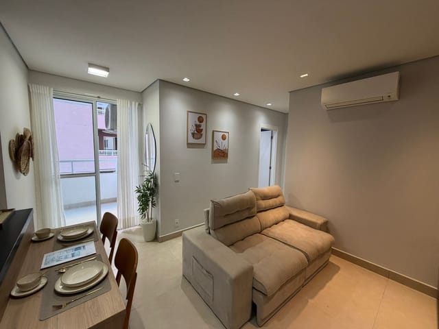 Apartamento 2 quartos e 1 banheiro, à venda, no bairro Martim de Sá em Caraguatatuba