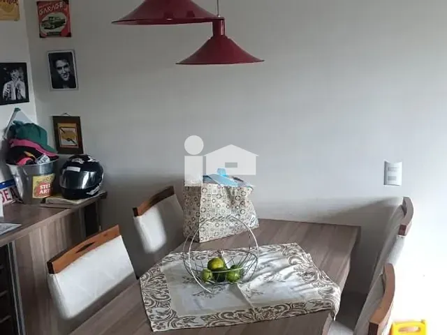 Apartamento 2 quartos e 1 banheiro, à venda, no bairro Vila Oliveira em Rolândia
