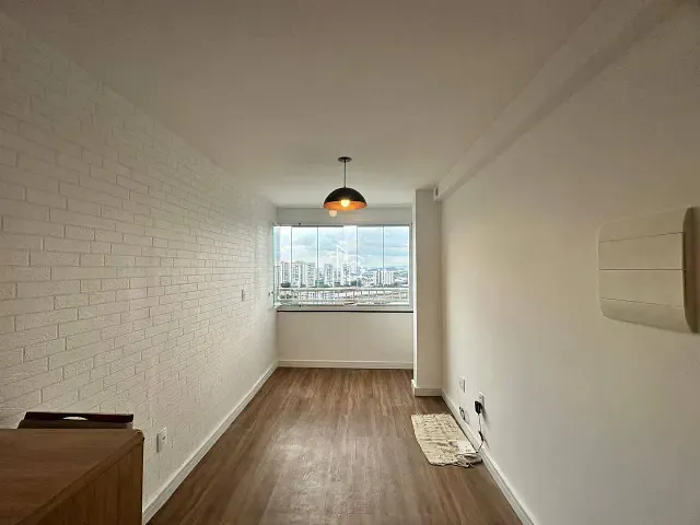 Apartamento 2 quartos e 1 banheiro, para alugar, no bairro Lapa de Baixo em São Paulo