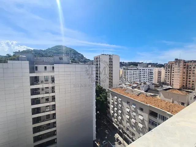 Apartamento com 37m² 1 quarto e 1 banheiro, à venda, no bairro Catete em Rio de Janeiro