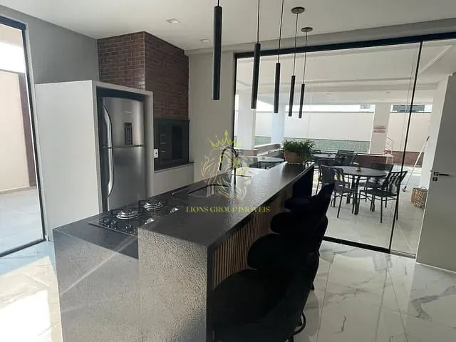 Apartamento 2 quartos e 2 banheiros, à venda, no bairro São Francisco de Assis em Camboriú