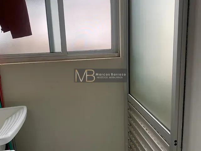 Apartamento 3 quartos e 2 banheiros, à venda, no bairro Jardim Morumbi em Londrina