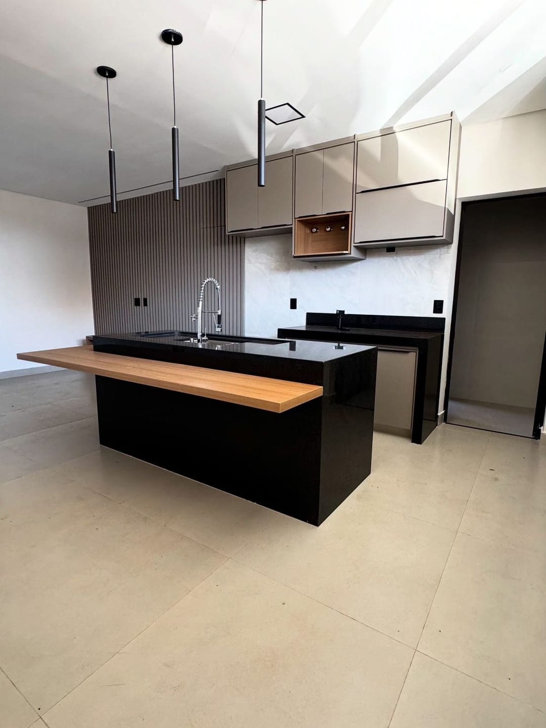 Apartamento, 3 quartos, 110 m² - Foto 1