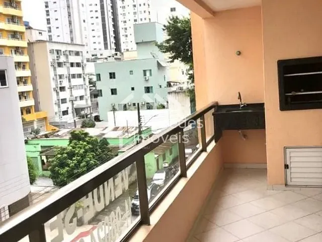Apartamento com 188m² 2 quartos e 2 banheiros, à venda, no bairro Pioneiros em Balneário Camboriú