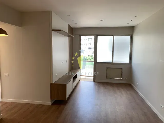 Apartamento com 78m² 2 quartos e 2 banheiros, à venda, no bairro Copacabana em Rio de Janeiro