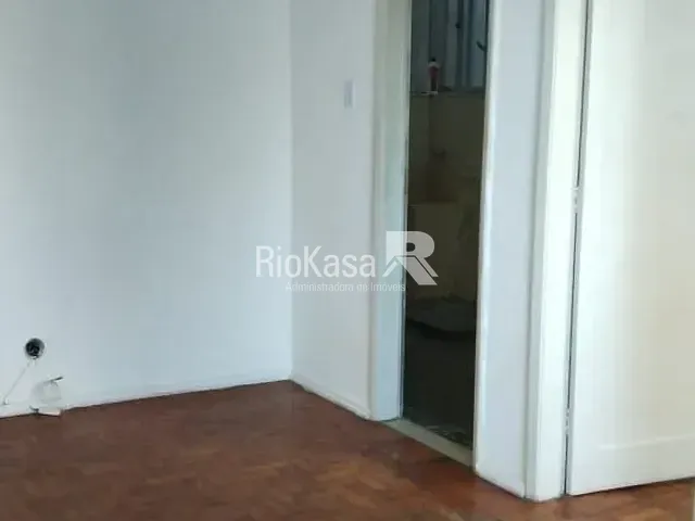 Apartamento 1 quarto e 1 banheiro, para alugar, no bairro Higienópolis em Rio de Janeiro
