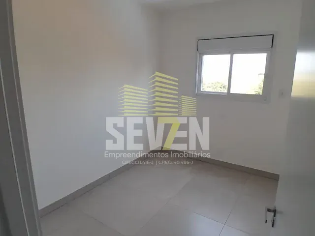 Apartamento com 42m² 1 quarto e 1 banheiro, à venda ou para alugar, no bairro Vila Aviação em Bauru