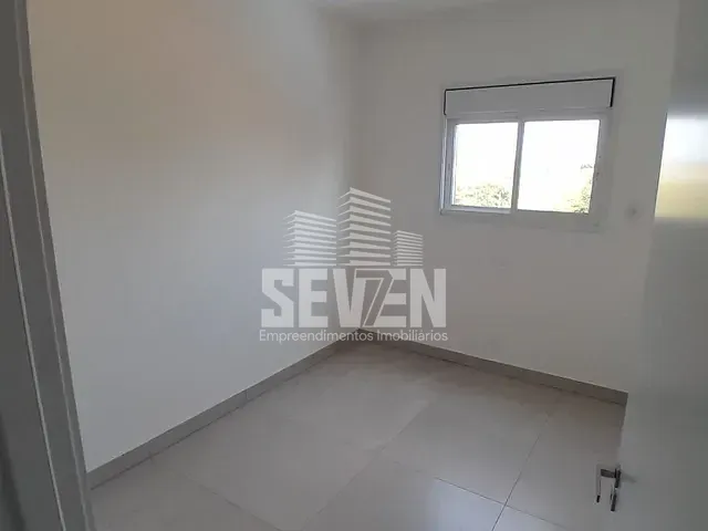 Apartamento com 42m² 1 quarto e 1 banheiro, à venda ou para alugar, no bairro Vila Aviação em Bauru