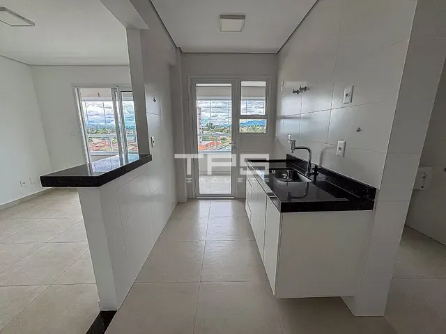 Apartamento com 100m² 3 quartos e 1 banheiro, à venda, no bairro Cruz em Lorena