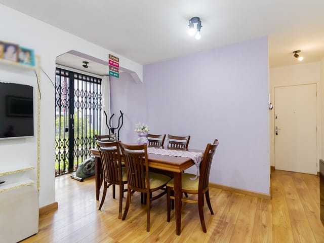 Foto do Apartamento - Excelente Apartamento 64m2, com 3 dormitórios, Suíte e Sacada por R$338.000,00 em guabirotuba/Uberaba, Curitiba/PR. | Vision Brokers Empreendimentos Imobiliarios Ltda