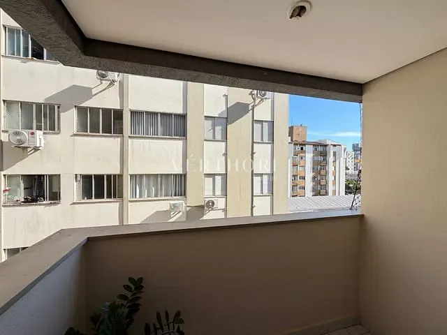 Apartamento com 80m² 2 quartos e 1 banheiro, à venda, no bairro Ipanema em Londrina
