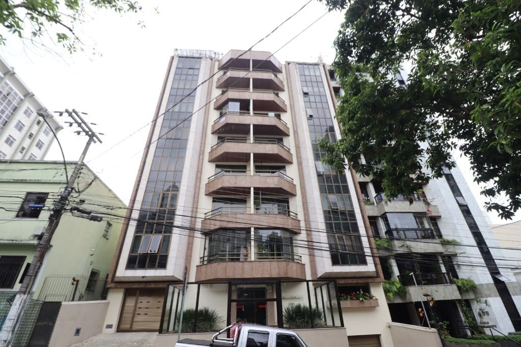 Apartamento à Venda em Centro