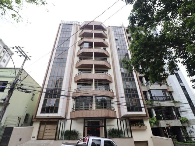 Apartamento 3 quartos e 3 banheiros, à venda, no bairro Centro em Juiz de Fora