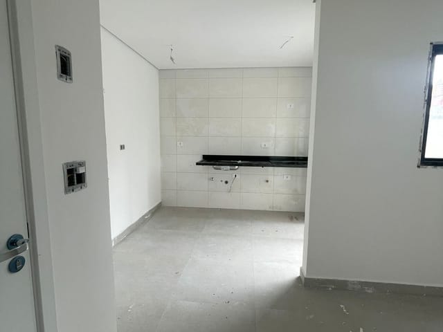 Apartamento 2 quartos e 2 banheiros, à venda ou para alugar, no bairro Vila São Pedro em Santo André