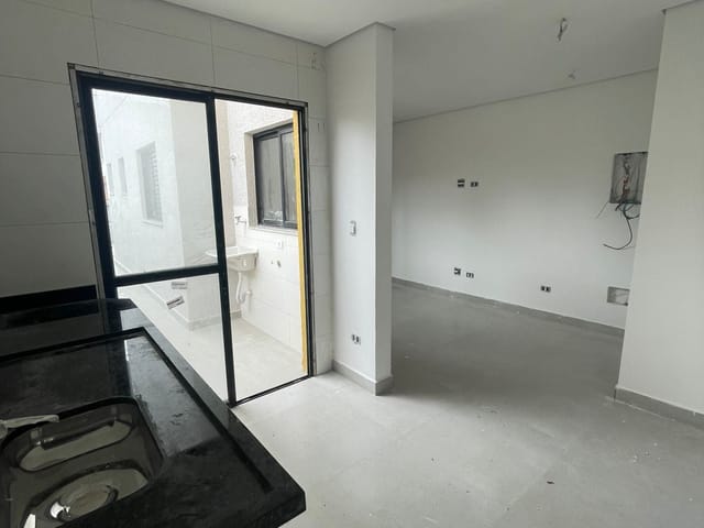 Apartamento 2 quartos e 2 banheiros, à venda ou para alugar, no bairro Vila São Pedro em Santo André