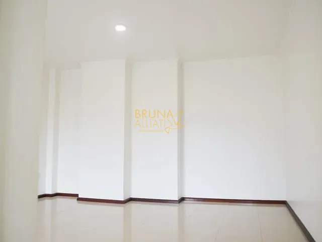 Apartamento 6 quartos e 4 banheiros, para alugar, no bairro Sete de Setembro em Sapiranga