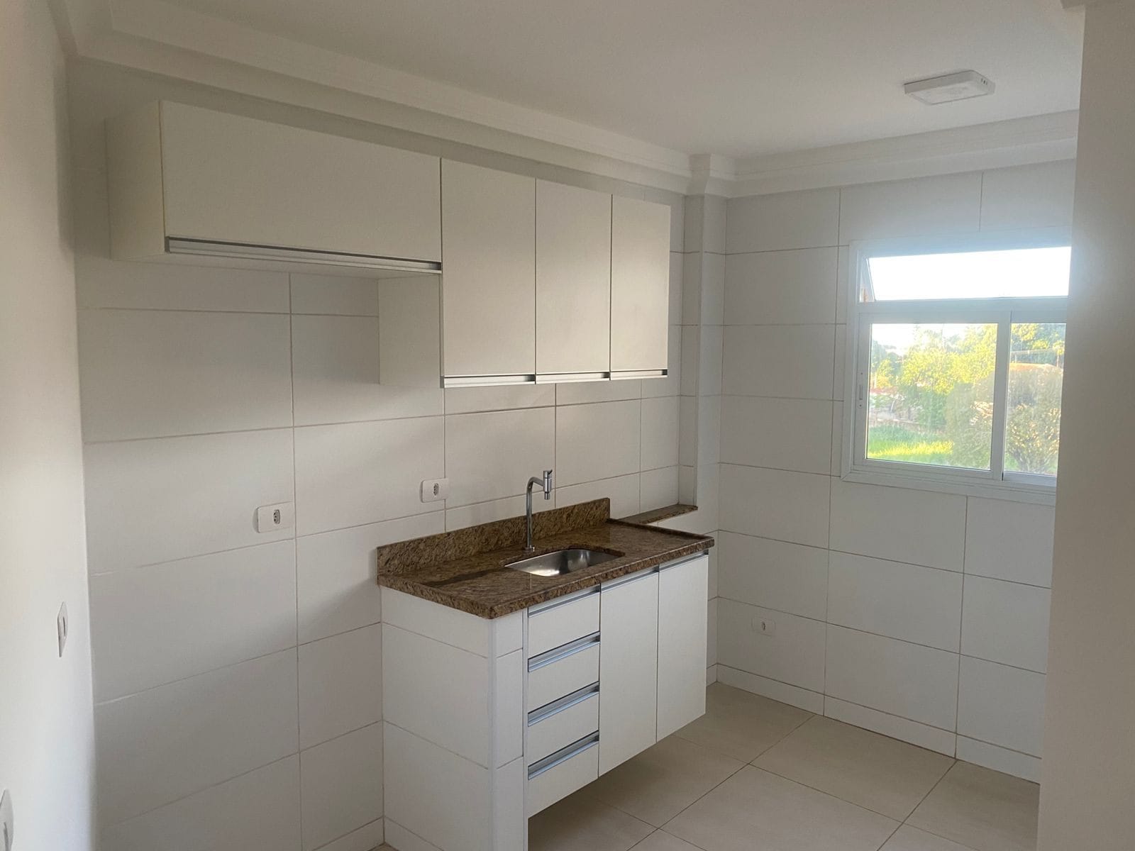 Apartamento à venda com 2 quartos, 70m² - Foto 7