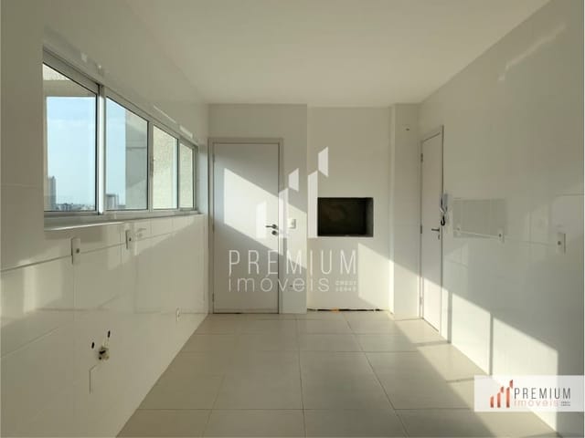 Cobertura / Penthouse com 360m² 3 quartos e 4 banheiros, à venda, no bairro OFICINAS em PONTA GROSSA