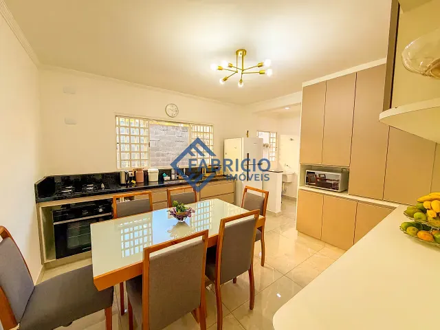 Apartamento com 89m² 2 quartos e 2 banheiros, à venda, no bairro Centro em Vinhedo
