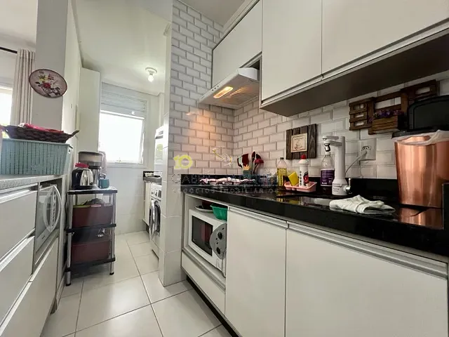 Apartamento com 84m² 2 quartos e 2 banheiros, à venda, no bairro Caminho Novo em Palhoça