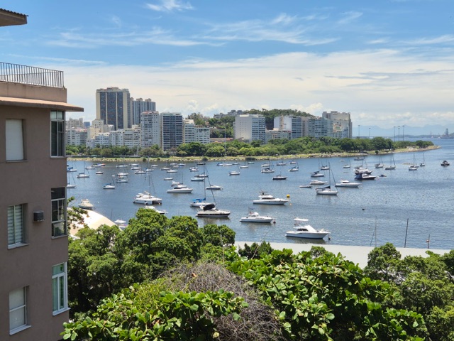 Foto do Apartamento - Apartamento 3 Quartos (1 Suíte) | 90 m² | 1 Vaga | Vista Mar | Reformado | Botafogo, RJ por R$ 1.180.000 | Henrique Martins