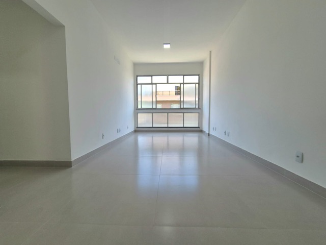 Foto do Apartamento - Apartamento 3 Quartos (1 Suíte) | 90 m² | 1 Vaga | Vista Mar | Reformado | Botafogo, RJ por R$ 1.180.000 | Henrique Martins