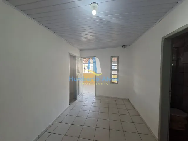 Apartamento 2 quartos e 1 banheiro, para alugar, no bairro Felícia em Vitória da Conquista