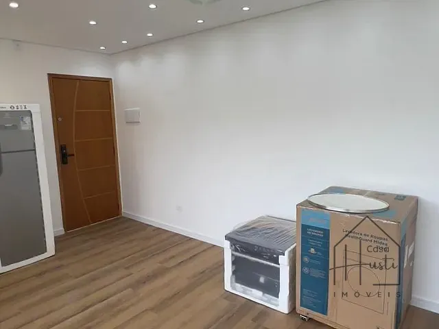 Apartamento 2 quartos e 1 banheiro, à venda, no bairro Jardim Pioneiro em Cotia