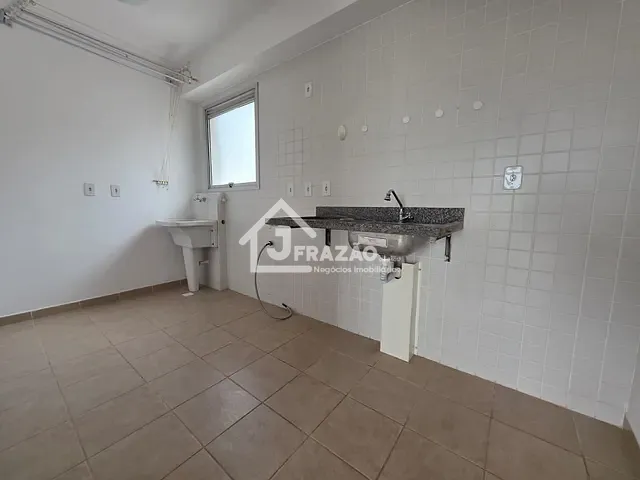 Apartamento 2 quartos e 1 banheiro, para alugar, no bairro Setor Negrão de Lima em Goiânia
