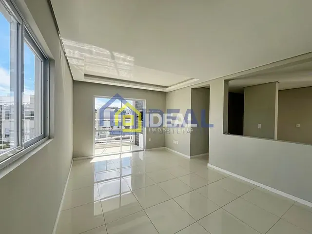 Apartamento com 85m² 3 quartos e 1 banheiro, à venda, no bairro Parque de Exposições em Concórdia