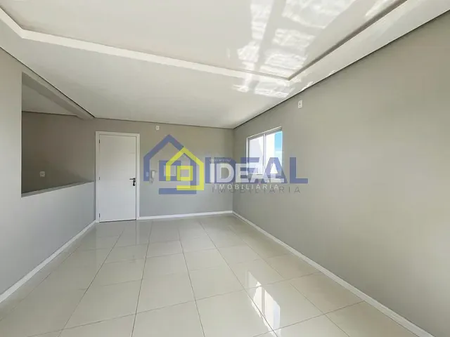 Apartamento com 85m² 3 quartos e 1 banheiro, à venda, no bairro Parque de Exposições em Concórdia