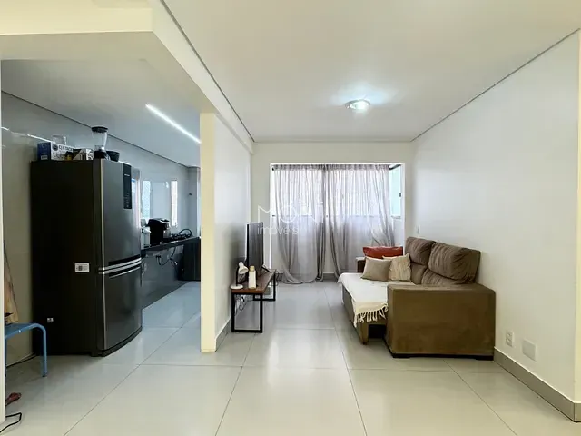 Apartamento 2 quartos e 2 banheiros, à venda, no bairro Guará II em Brasília
