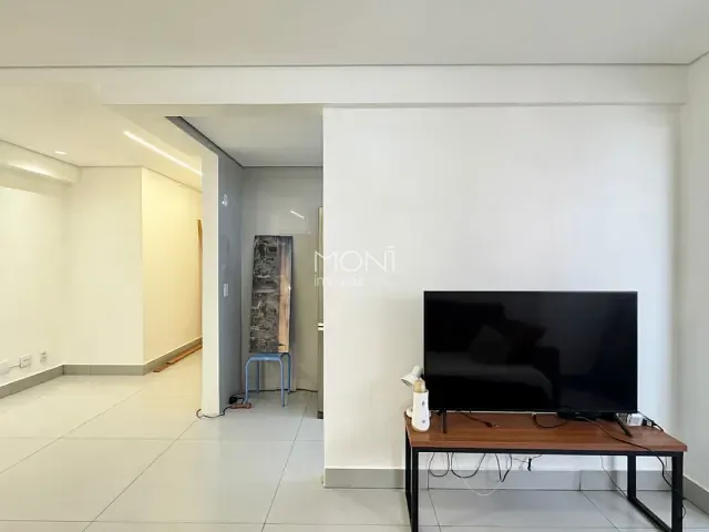 Apartamento 2 quartos e 2 banheiros, à venda, no bairro Guará II em Brasília