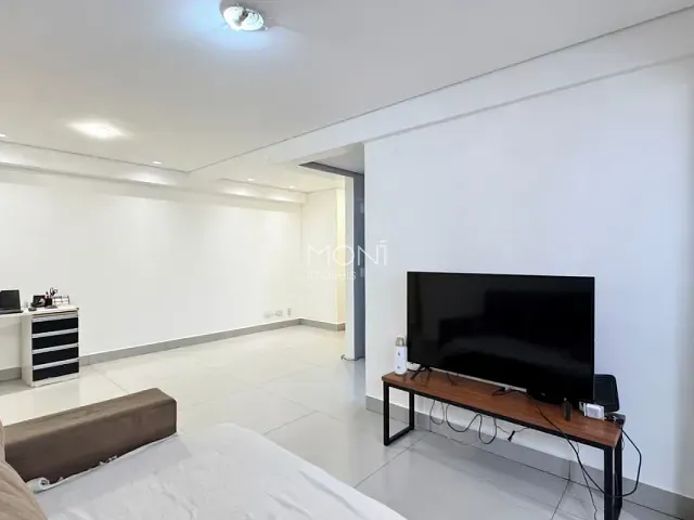 Apartamento 2 quartos e 2 banheiros, à venda, no bairro Guará II em Brasília