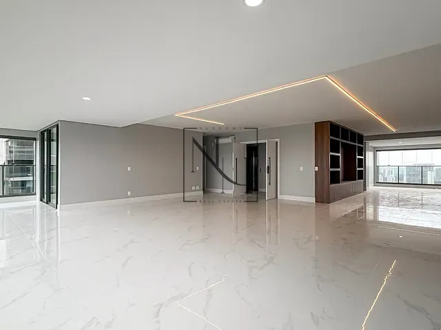 Apartamento com 330m² 4 quartos e 6 banheiros, à venda ou para alugar, no bairro Jardim Fonte do Morumbi em São Paulo