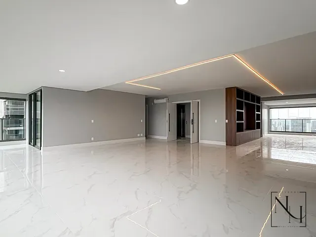 Apartamento com 330m² 4 quartos e 6 banheiros, à venda ou para alugar, no bairro Jardim Fonte do Morumbi em São Paulo