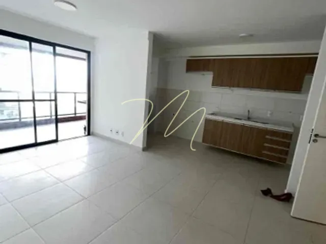 Apartamento 3 quartos e 2 banheiros, para alugar, no bairro Nossa Senhora da Vitória em Ilhéus