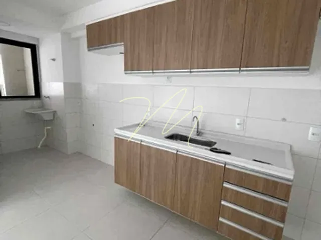 Apartamento 3 quartos e 2 banheiros, para alugar, no bairro Nossa Senhora da Vitória em Ilhéus