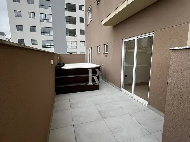 Apartamento 2 quartos e 1 banheiro, à venda ou para alugar, no bairro Balneário Perequê em Porto Belo