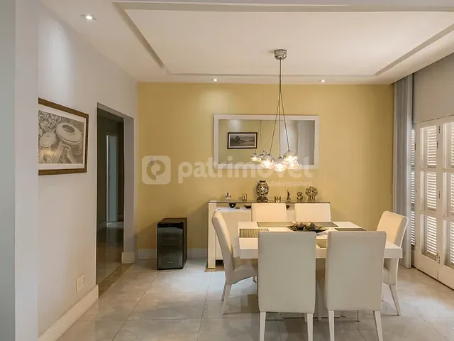 Apartamento com 164m² 3 quartos e 3 banheiros, à venda, no bairro Copacabana em Rio de Janeiro