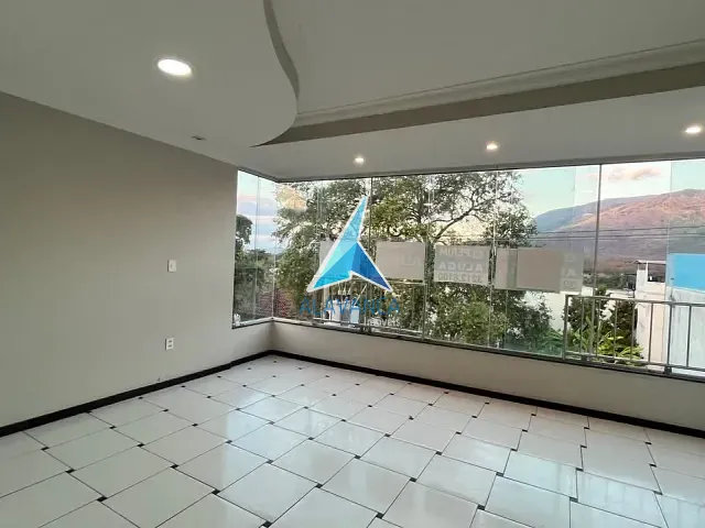 Apartamento com 241m² 3 quartos e 3 banheiros, para alugar, no bairro Centro em Governador Valadares